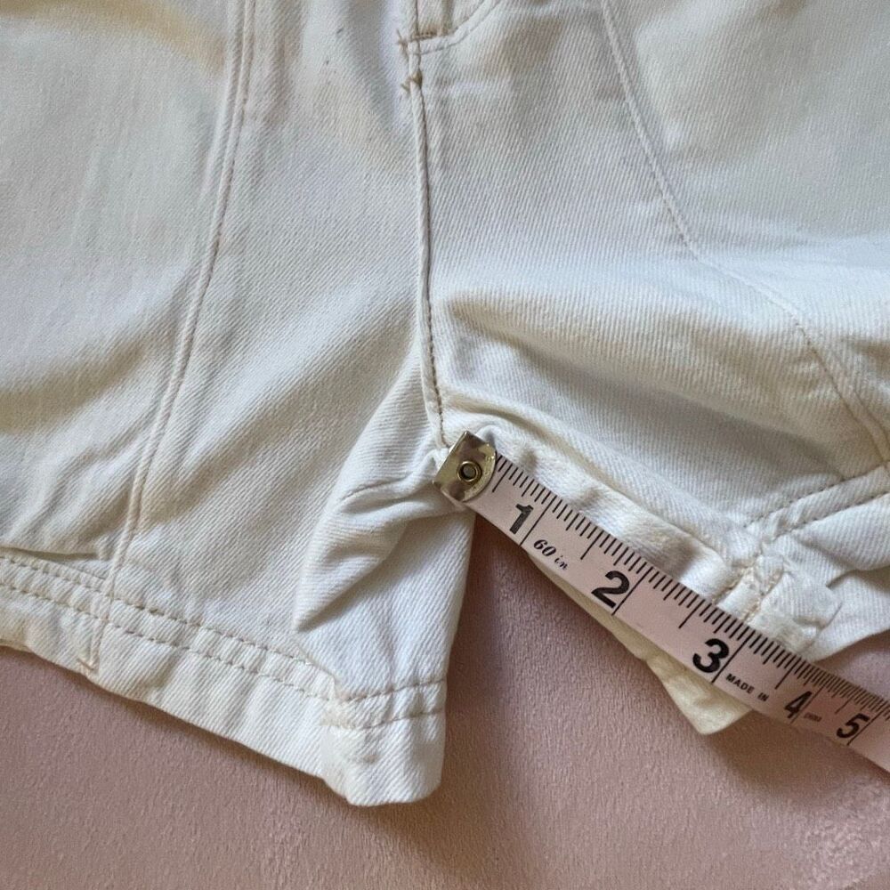 We The Free Effie Denim Pocket Shorts Cream Size XS - Picture 8 of 11